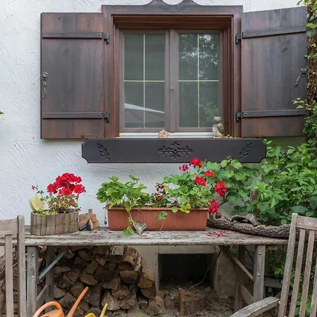- In Der Hohen Eich Eg Apartment Uberlingen