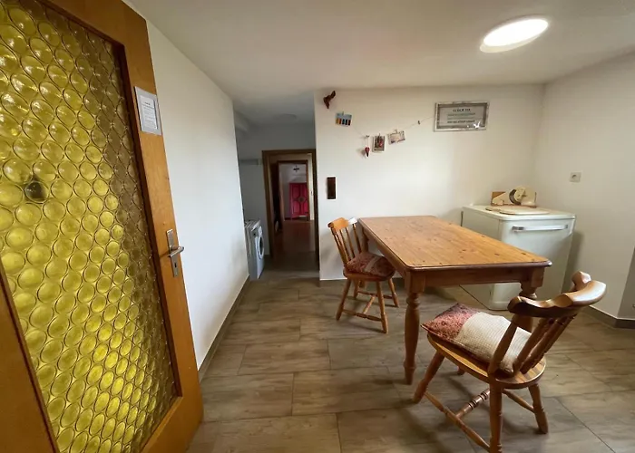 - In Der Hohen Eich Eg