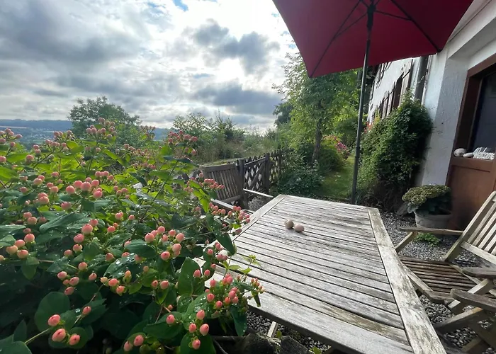 - In Der Hohen Eich Eg *